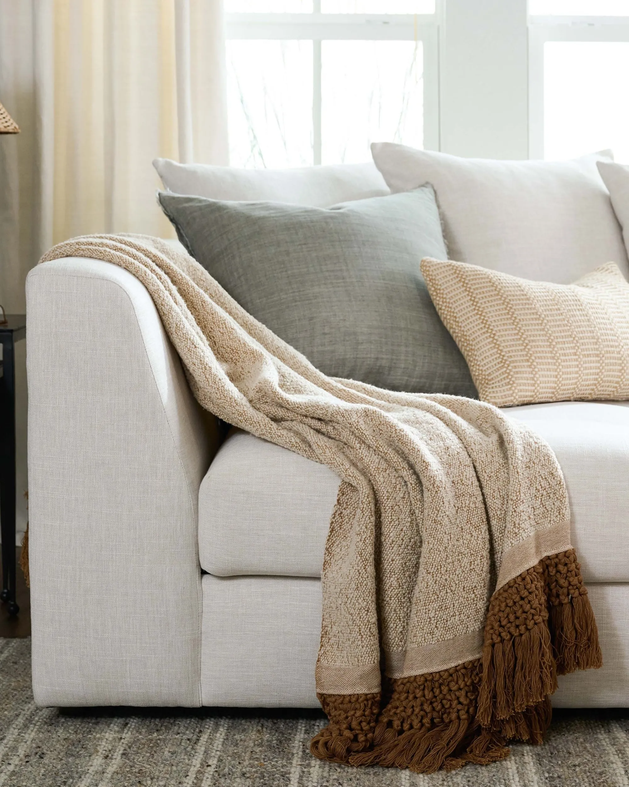 VND7018 Makerspalm, LLC Adobe Essential Tassel Throw