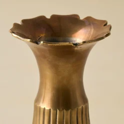 VND7372 ACUBE KRAFT PVT LTD Anna Antiqued Solid Brass Vase
