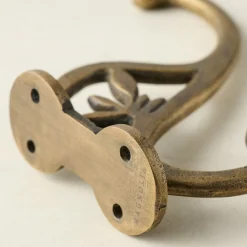 VND7372 ACUBE KRAFT PVT LTD Antique Brass Floral Hook