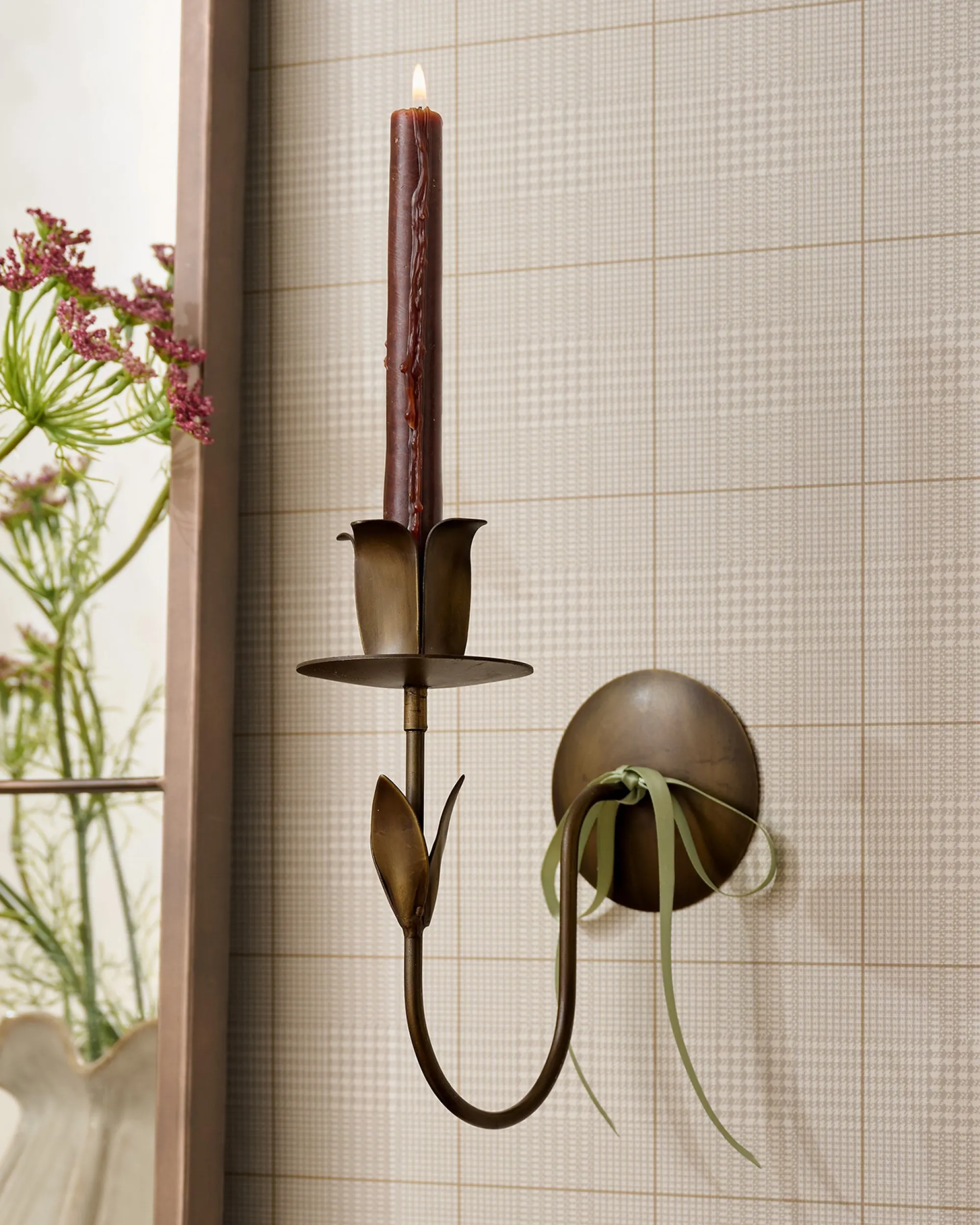 VND6628 Quality Products of India Antique Brass Forged Tulip Wall Sconce