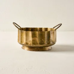 VND0207 Sullivan's Antique Brass Planter with Handles