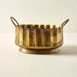 VND0207 Sullivan's Antique Brass Planter with Handles