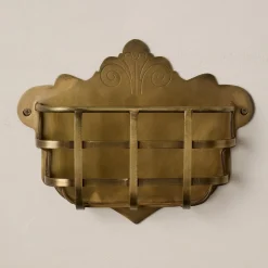VND8010 Decodesign Interior Antiqued Brass Mail Holder