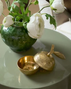 VND6624 GULATI EXPORTS Antique Inspired Brass Apple Box