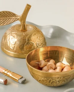 VND6624 GULATI EXPORTS Antique Inspired Brass Apple Box