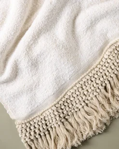 VND7018 Makerspalm, LLC Antique White Essential Tassel Throw