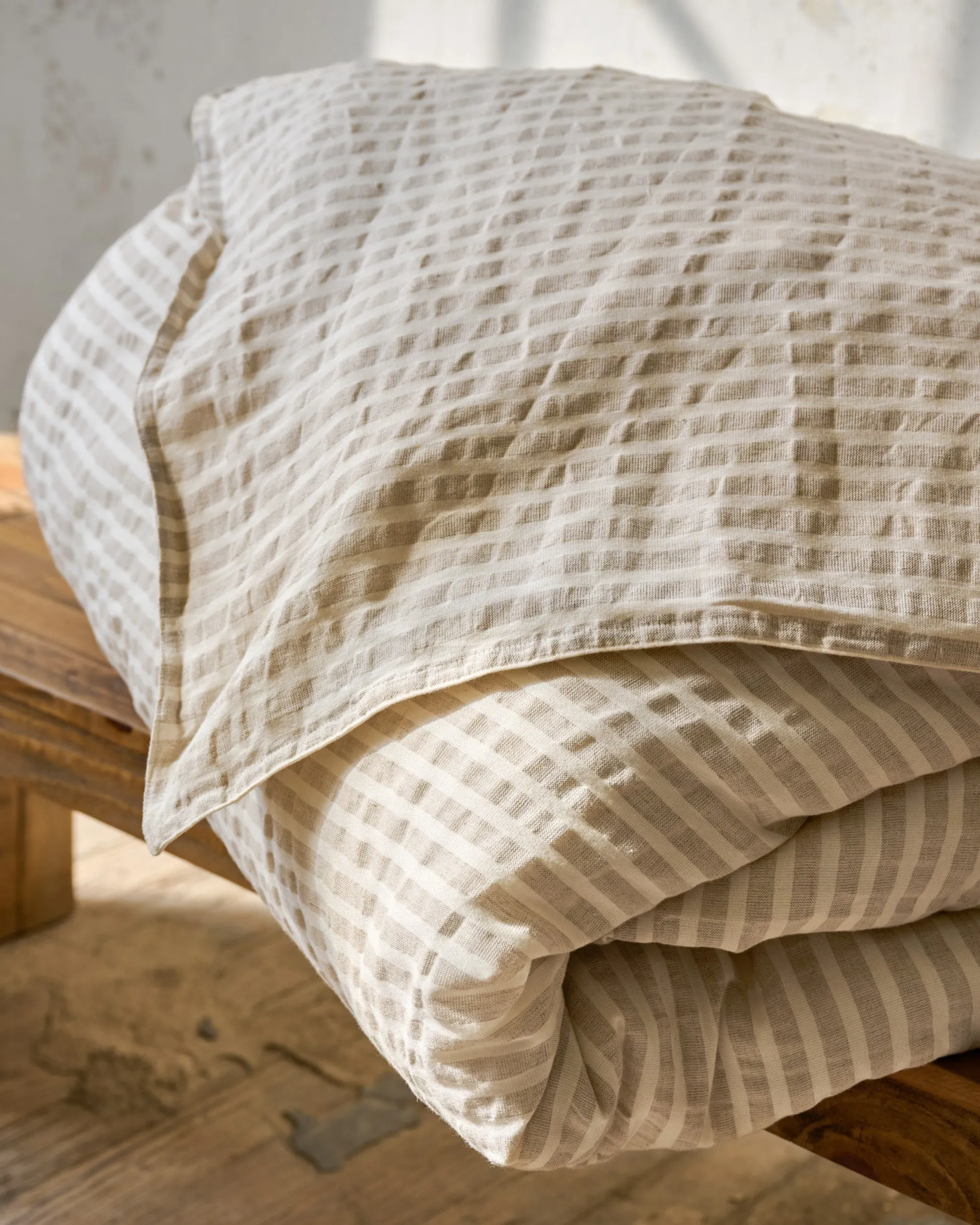 VND7018 Makerspalm, LLC Antique White + Oatmeal Stripe Linen Cotton Duvet Cover