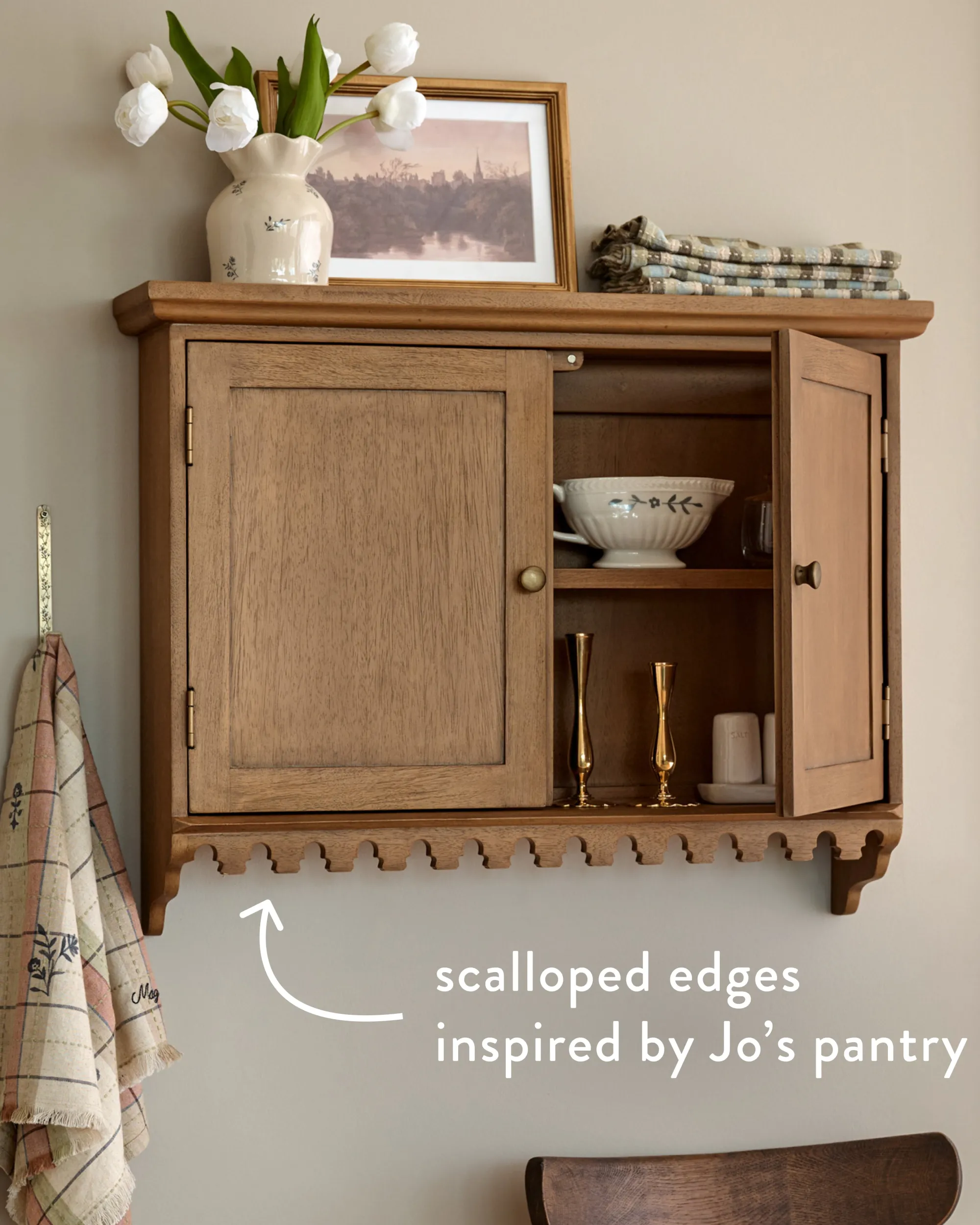 VND8329 Craftmachine India Pvt Ltd Archie Scalloped Wood Wall Cabinet