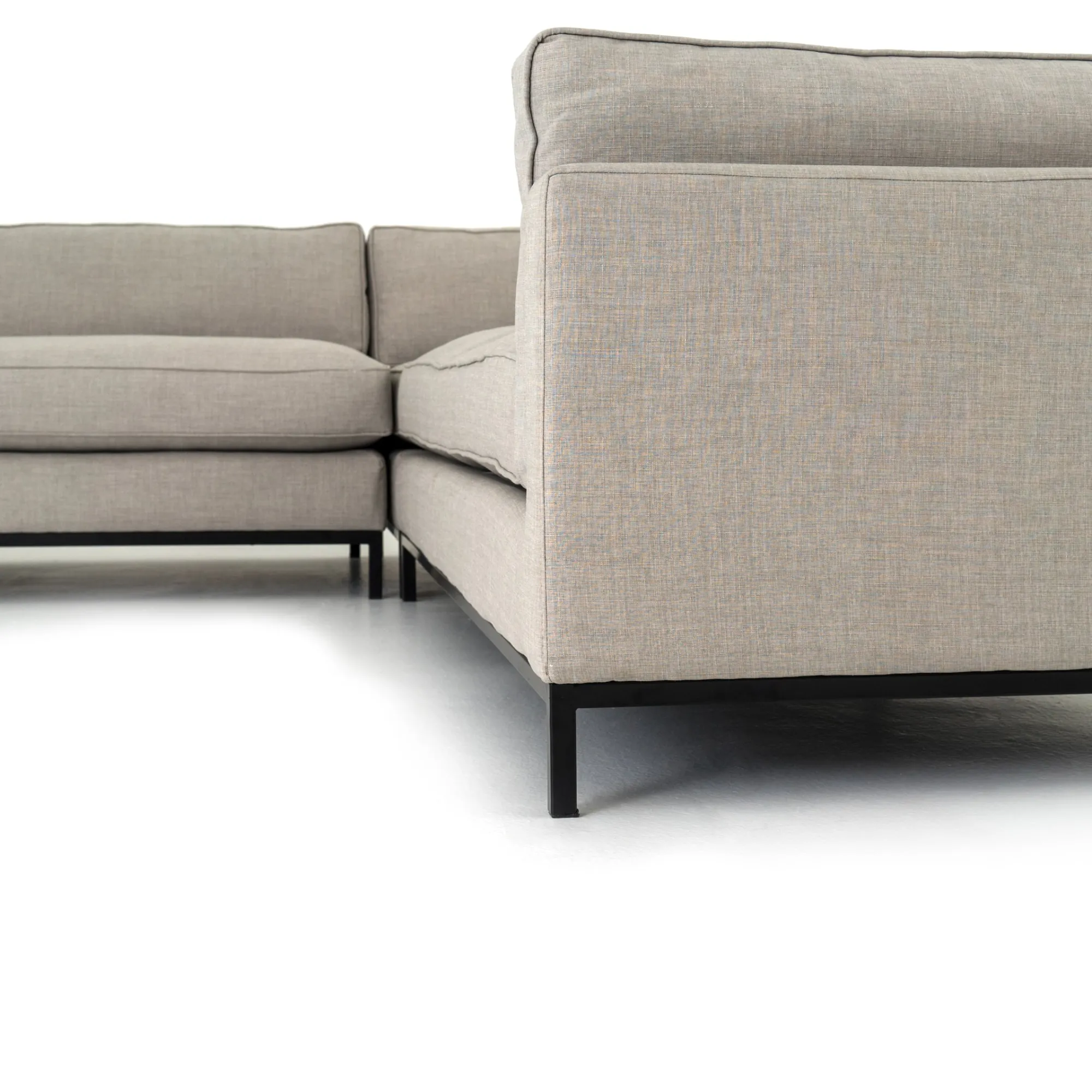 VND6200 Four Hands, LLC Arthur 3 Piece Sectional