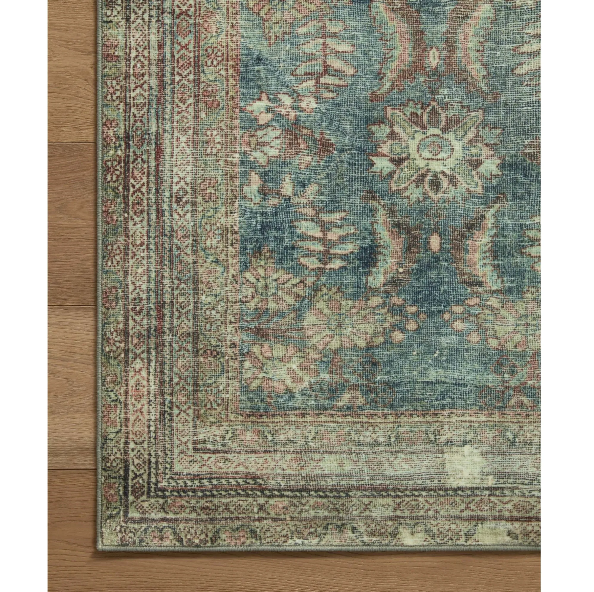 VND0086 Loloi Inc Banks Ocean Spice Rug