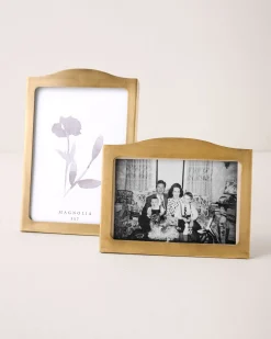 VND7372 ACUBE KRAFT PVT LTD Beale Antique Brass Photo Frame