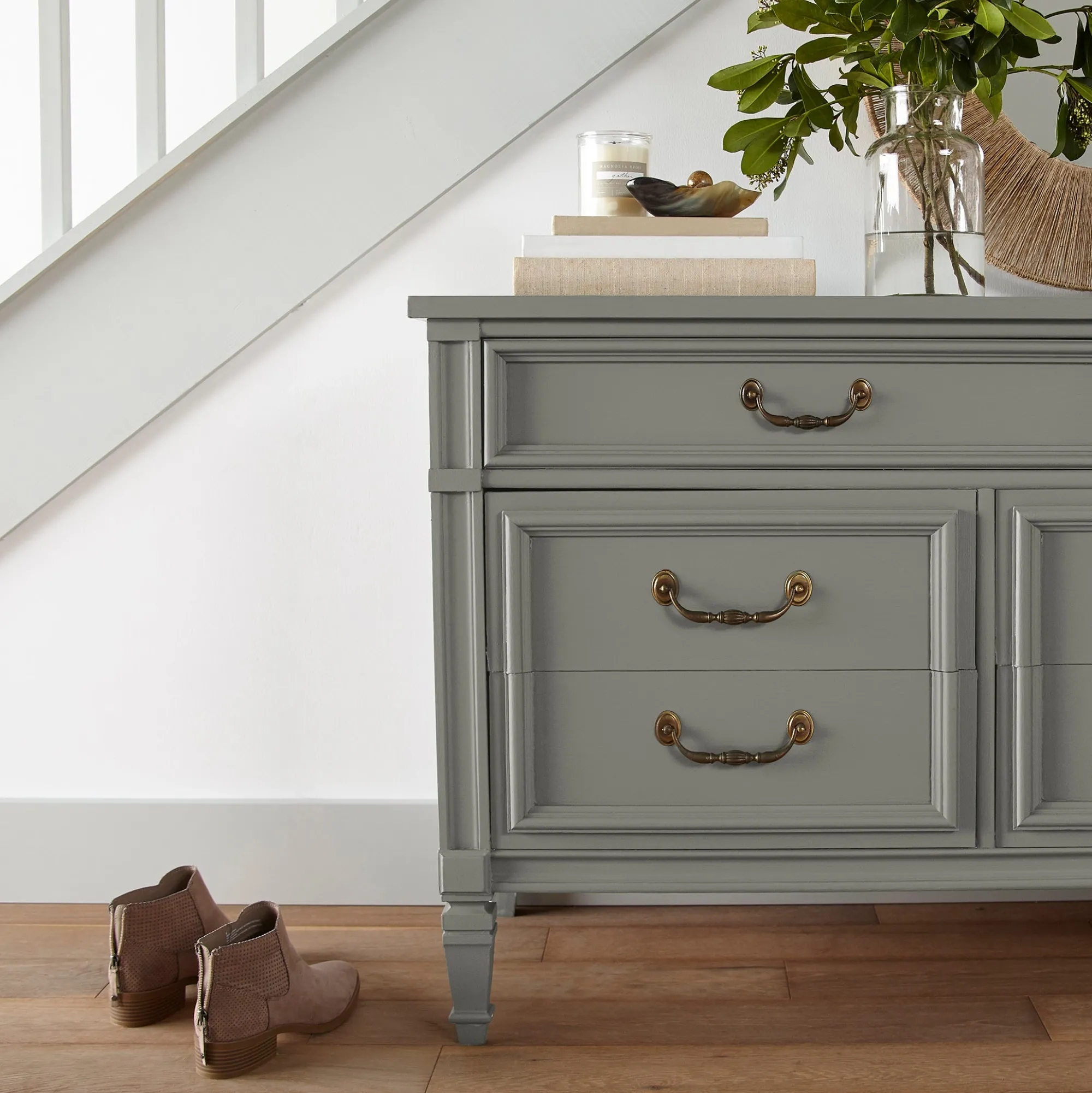 VND0188 Kilz - Masco Coatings Boutique Gray - Trim, Door + Cabinetry Paint