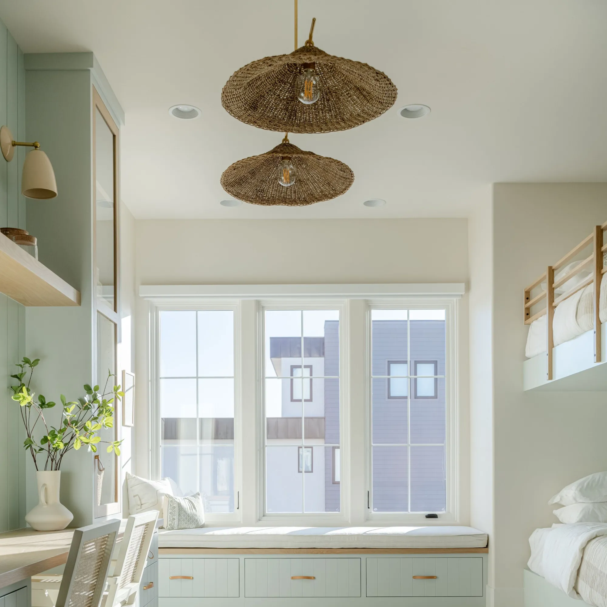 VND8189 Troy Lighting Calder Linear Chandelier