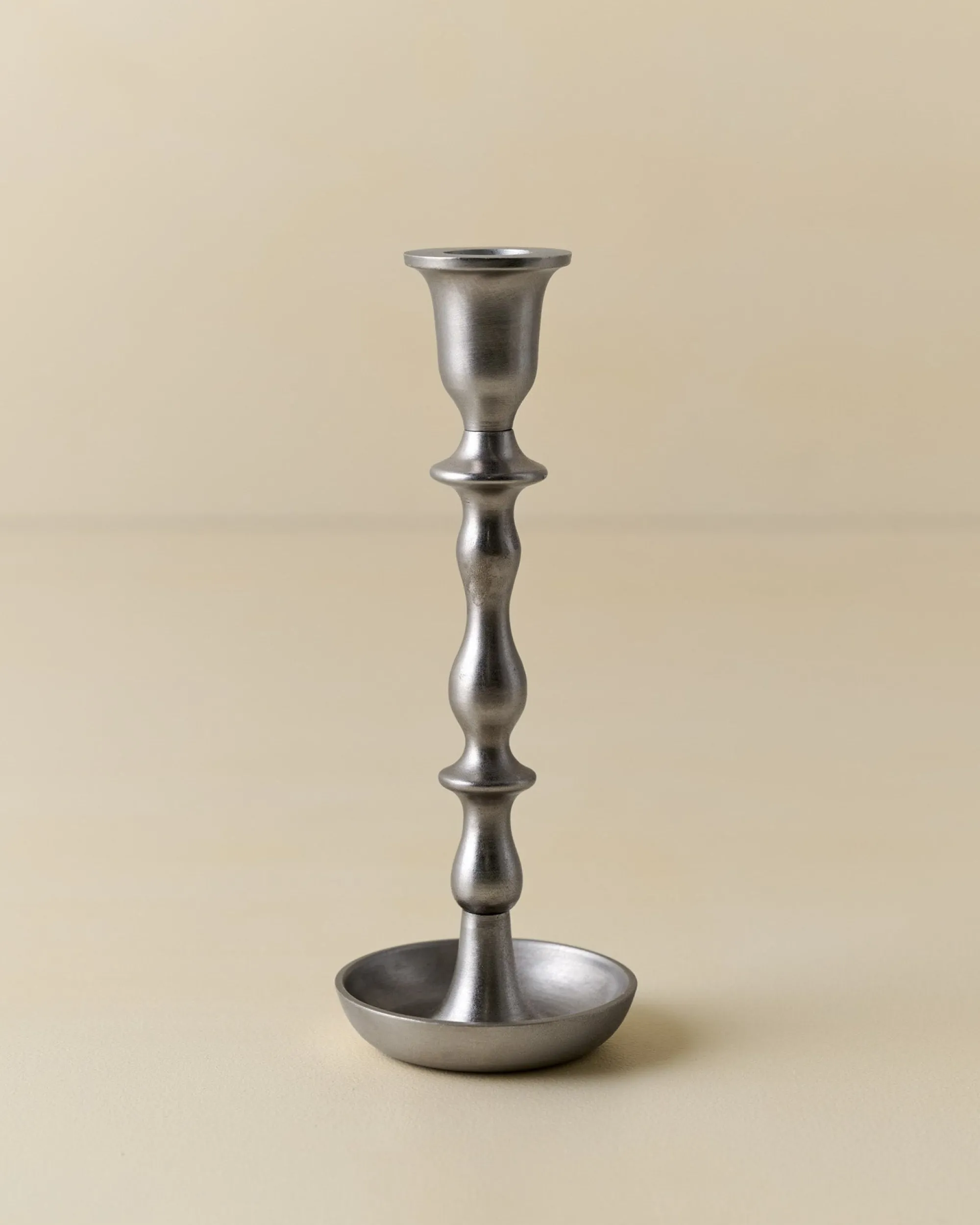 VND7371 True Home Decor Pvt Ltd Cassandra Candle Holder