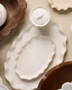 VND6562 Chaozhou Highland Crafts Company Ltd Ceramic Ruffled Tray