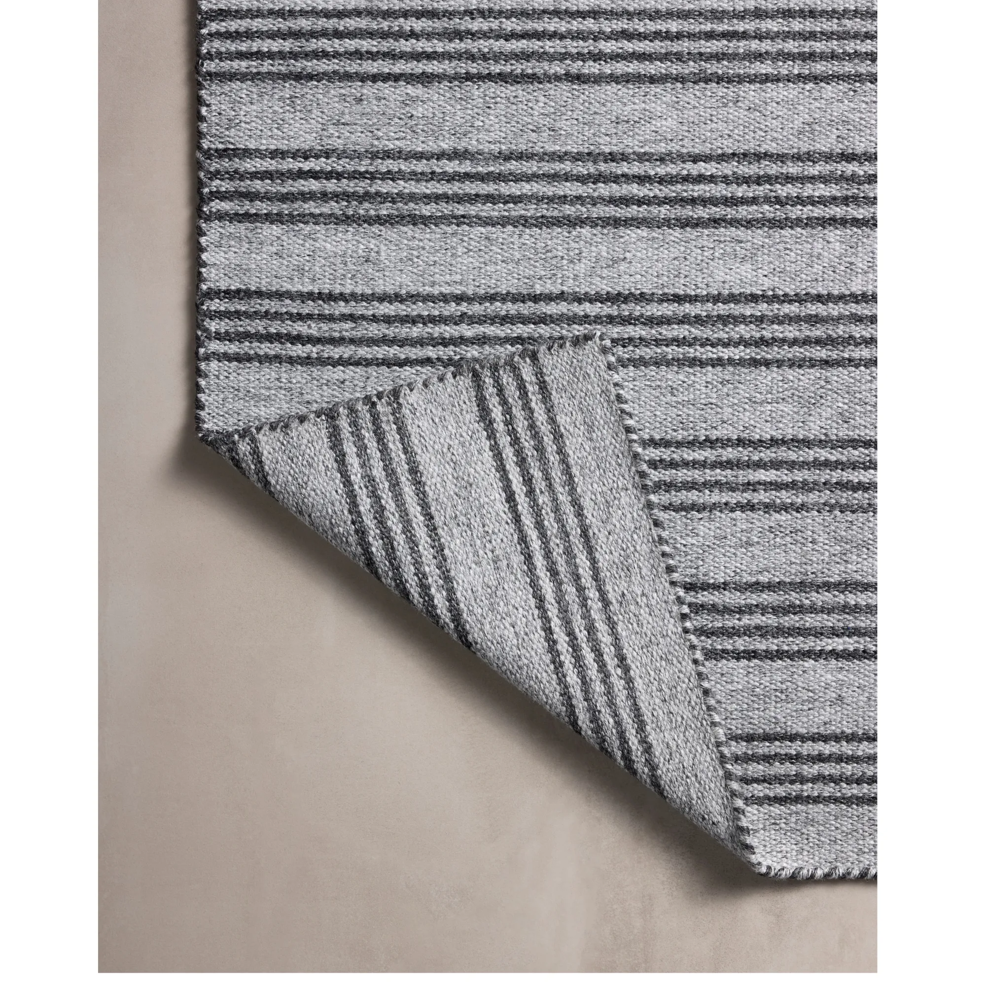VND0086 Loloi Inc Charlie Dove Charcoal Rug