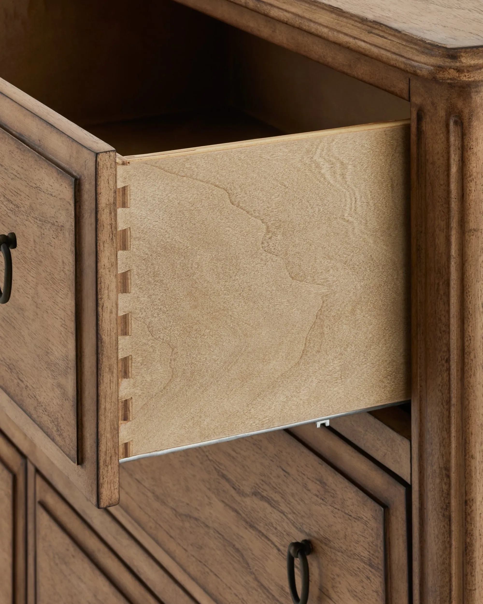VND6475 StyleCraft Home Collection Corinne Dresser