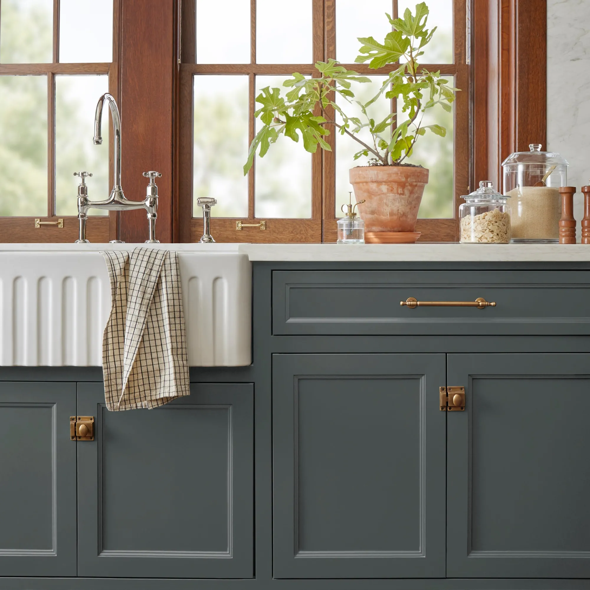 VND0188 Kilz - Masco Coatings Cottage Grove Green - Trim, Door, + Cabinetry Paint