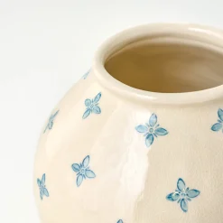 VND6562 Chaozhou Highland Crafts Company Ltd Cream and Blue Luna Vase