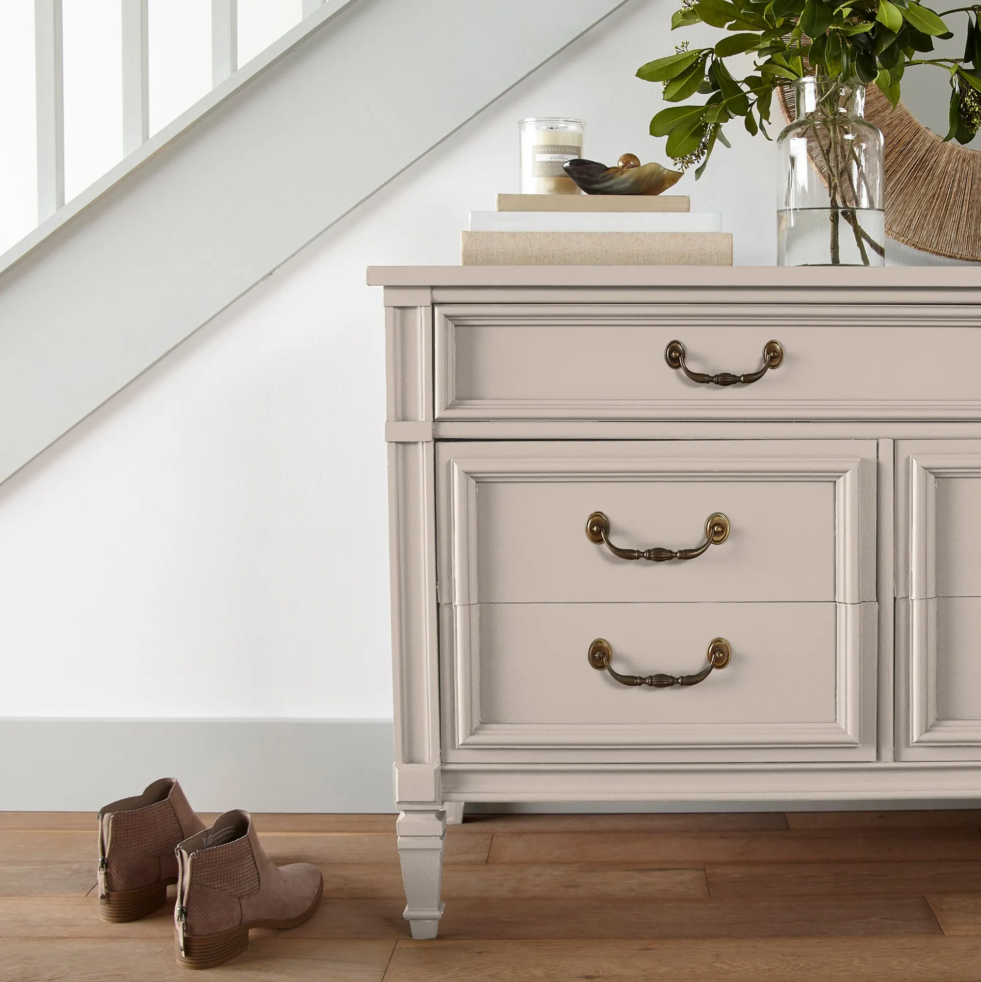 VND0188 Kilz - Masco Coatings Dutch Tulip - Trim, Door + Cabinetry Paint