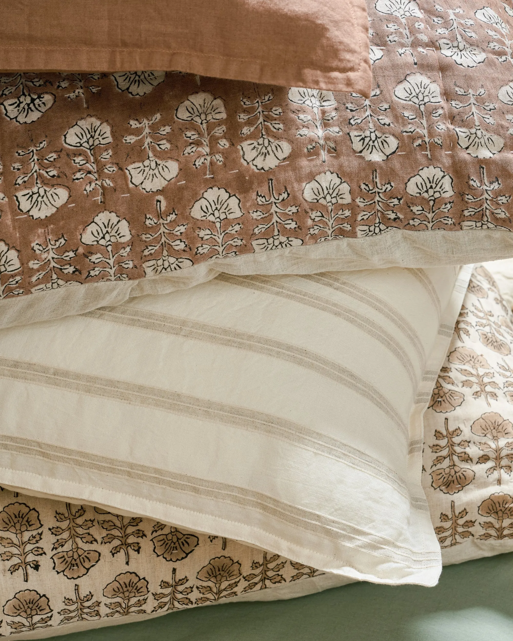 VND7018 Makerspalm, LLC Embroidered Oatmeal Stripe Linen Cotton Pillow Sham