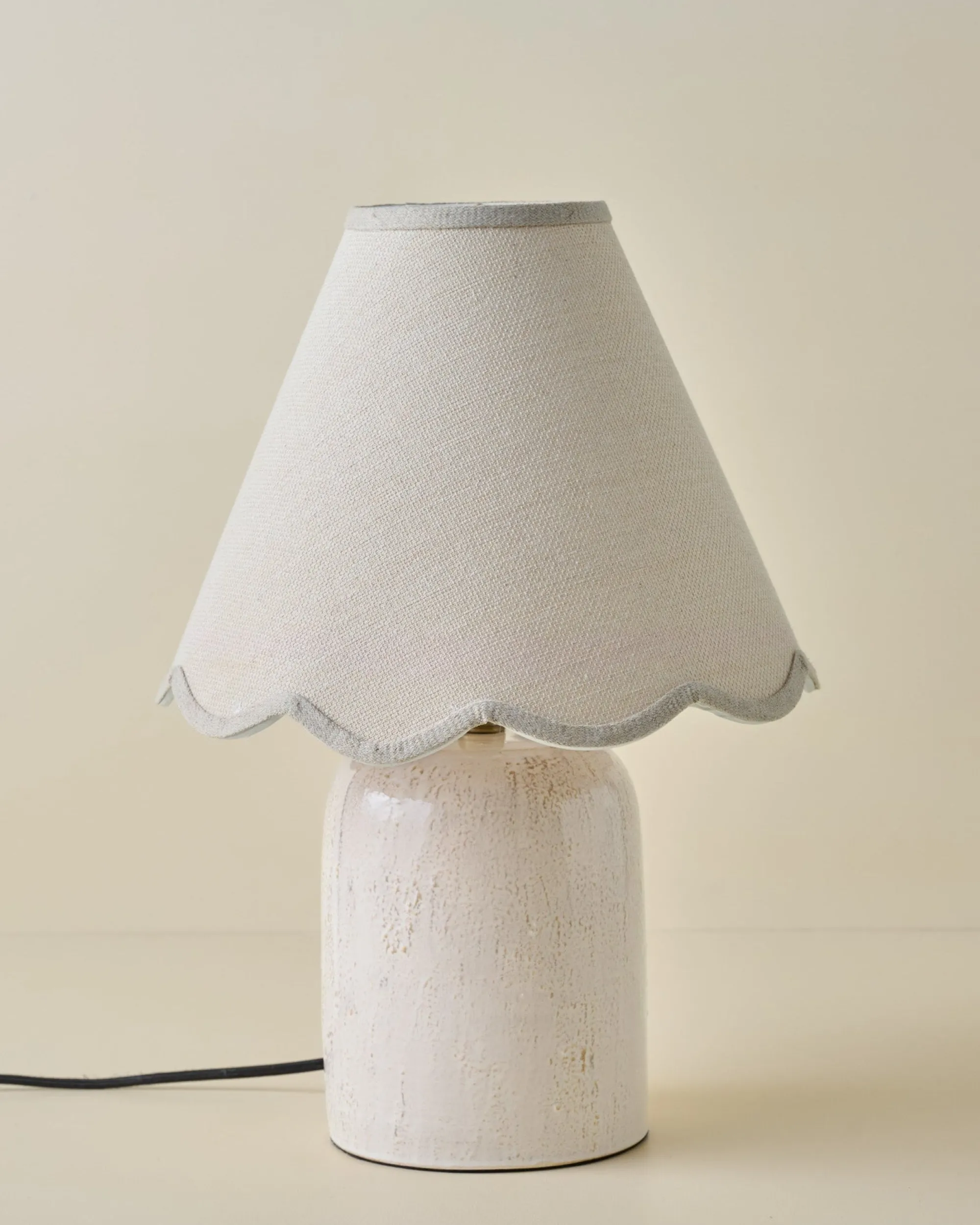 VND6475 StyleCraft Home Collection Farrah Table Lamp - Textured Cream