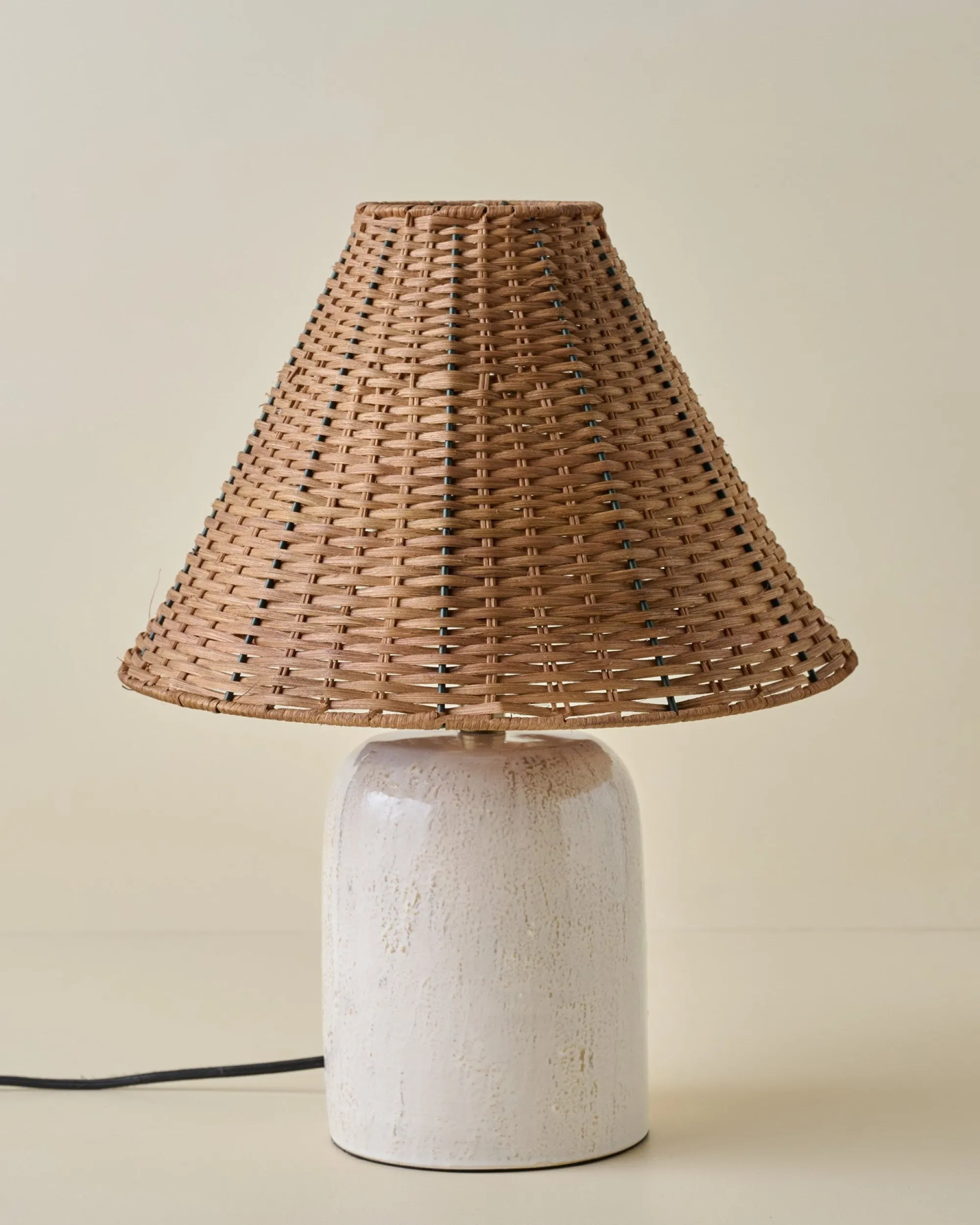 VND6475 StyleCraft Home Collection Farrah Table Lamp - Textured Cream