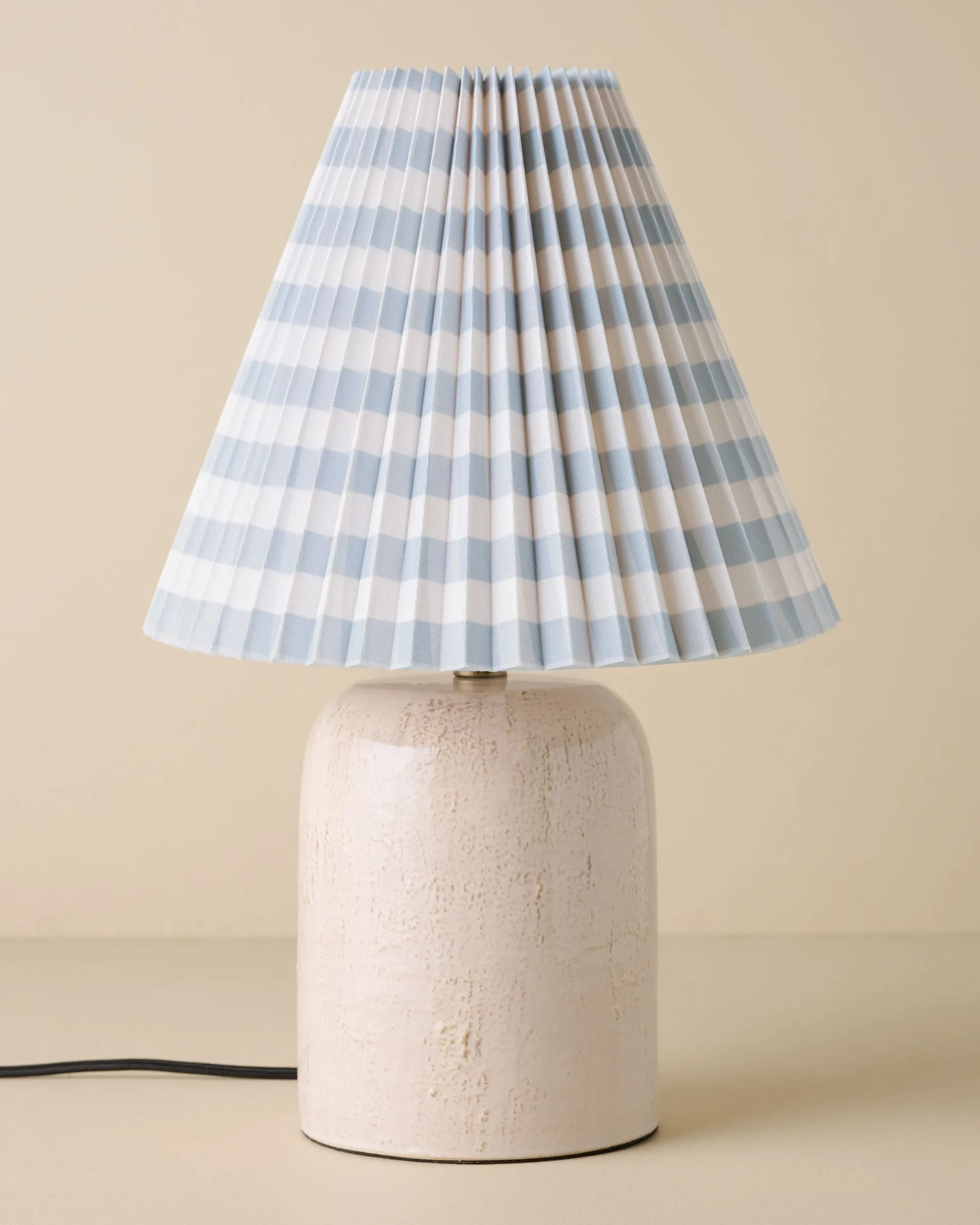 VND6475 StyleCraft Home Collection Farrah Table Lamp - Textured Cream