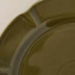 VND7817 FOXSTONE DEVELOPMENT CO.,LTD Fern Green Luna Scalloped Plate