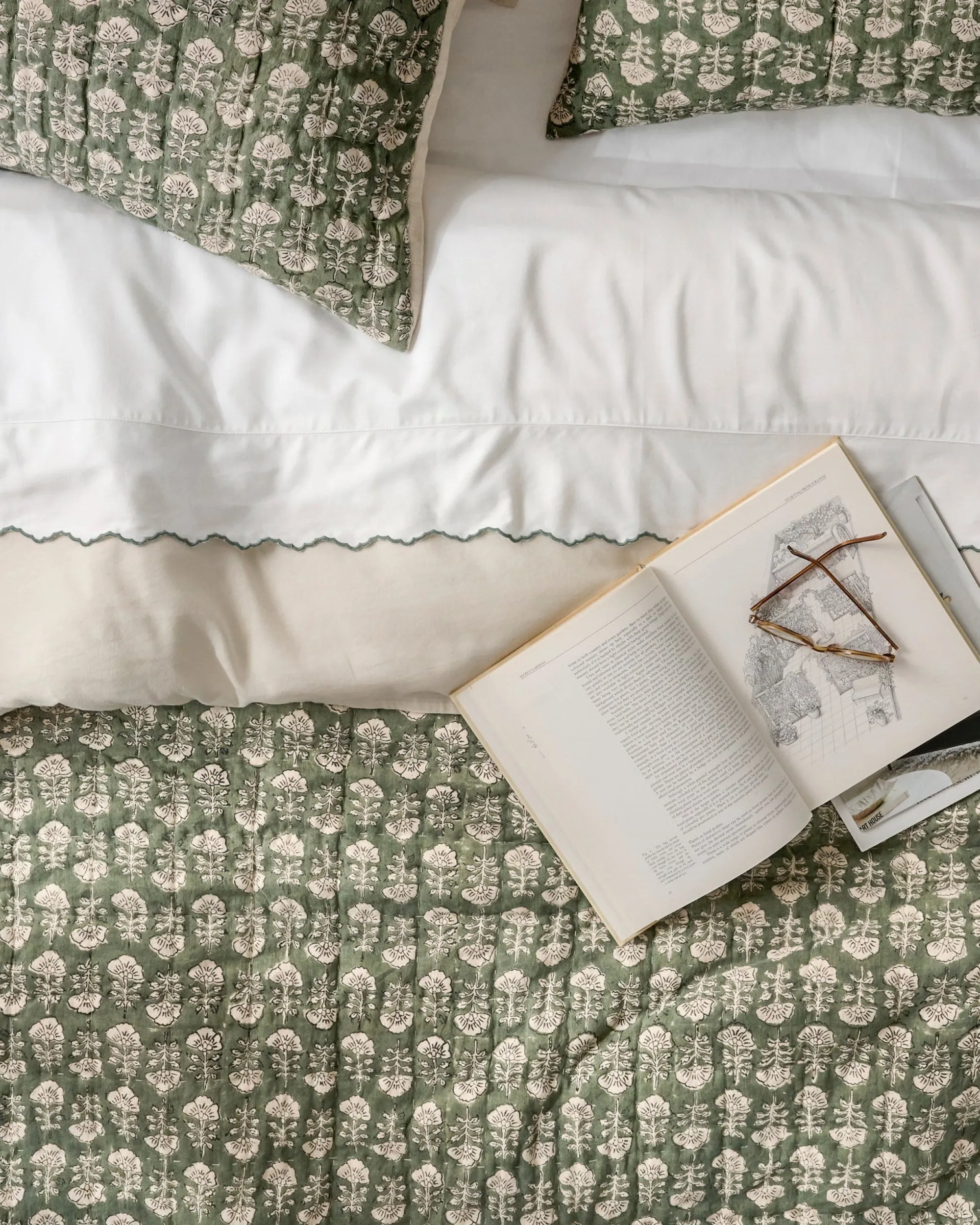 VND7018 Makerspalm, LLC Flora Block Print Pillow Sham - Dusty Green