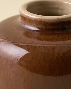 VND7018 Makerspalm, LLC Floral Glazed Debossed Bud Vase