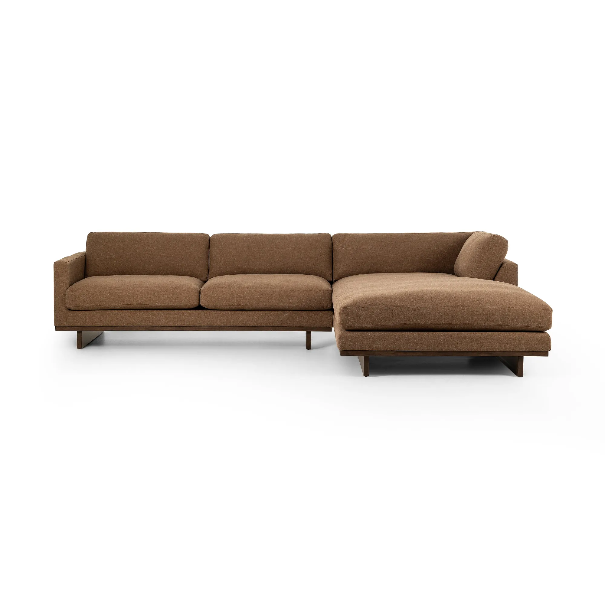VND6200 Four Hands, LLC Ford 2 Pc Sectional