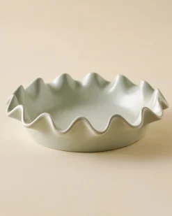 VND7018 Makerspalm, LLC French Grey Scalloped Pie Dish