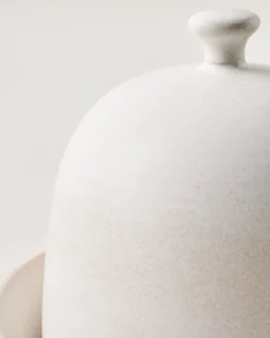 VND7018 Makerspalm, LLC French White Butter Dish