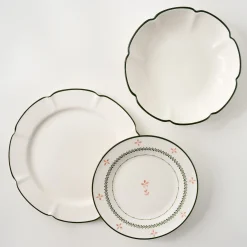 Magnolia Green Luna Scalloped 3-Piece Place Setting