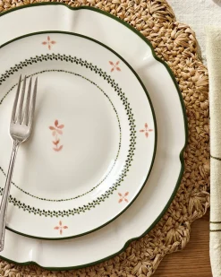 VND7817 FOXSTONE DEVELOPMENT CO.,LTD Green Luna Scalloped Plate