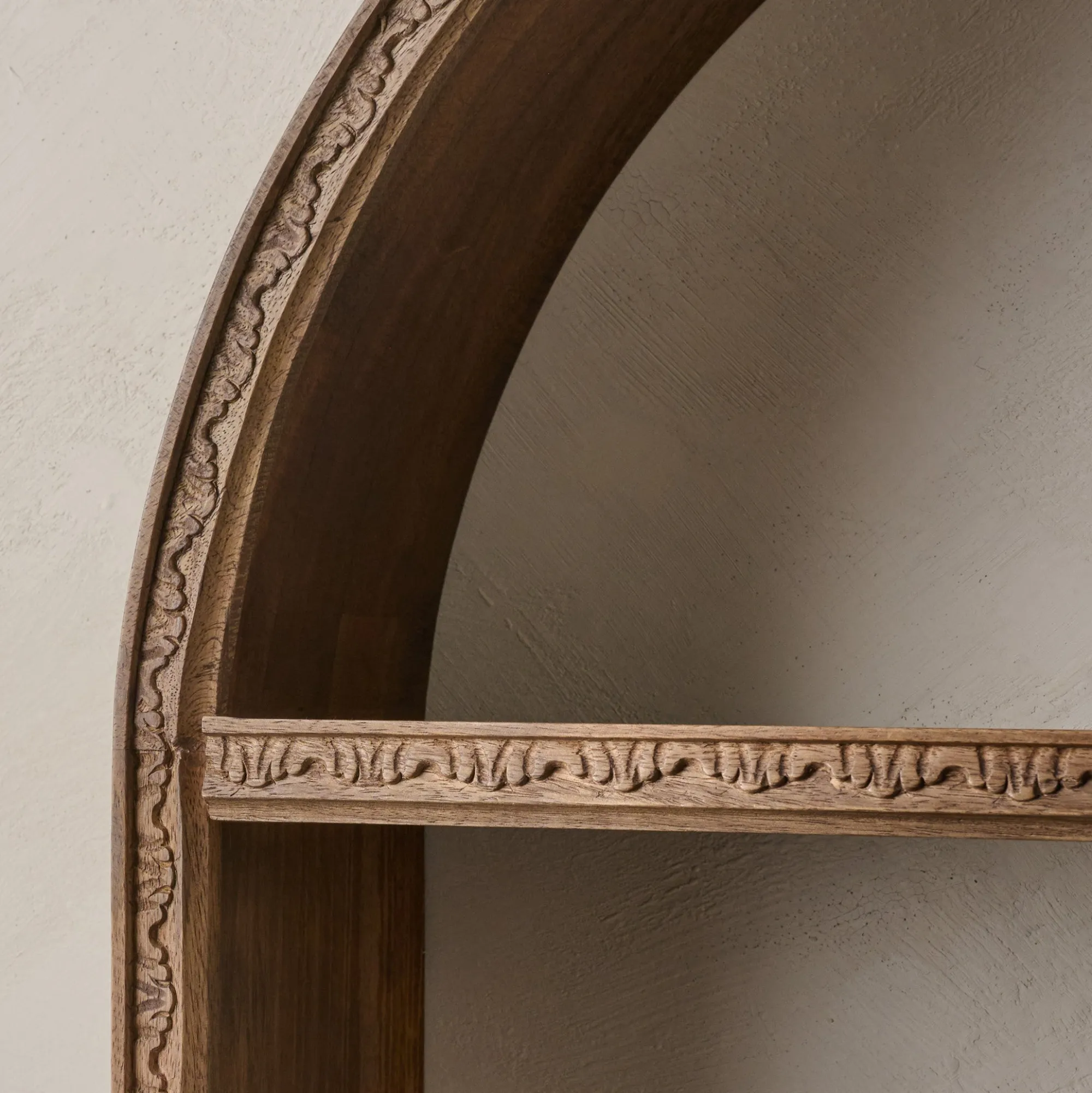 VND8122 R R INDUSTRIES Hand Carved Wooden Archer Shelf