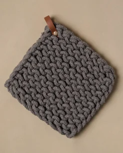 VND0164 Creative Co-op Inc Hand Crocheted Cotton Pot Holder