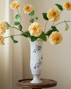 VND6562 Chaozhou Highland Crafts Company Ltd Heirloom Garden Navy Floral Footed Vase