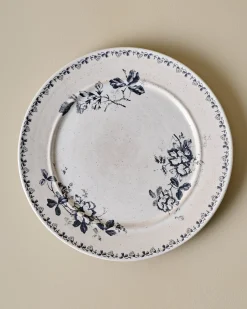 VND6562 Chaozhou Highland Crafts Company Ltd Heirloom Garden Navy Floral Plate