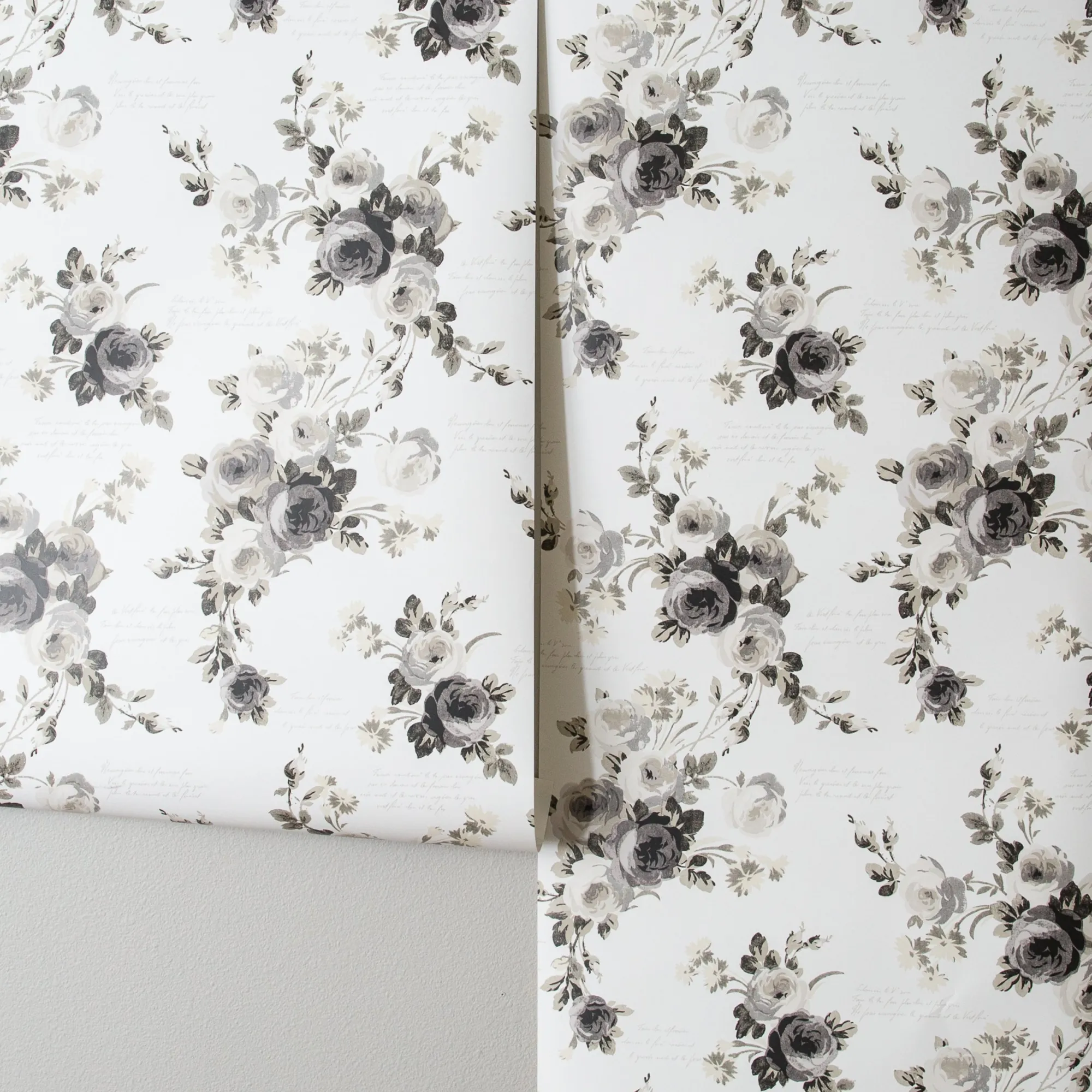 VND2730 York Wallcoverings Heirloom Rose Wallpaper