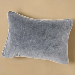 VND2729 Classic Concepts Inc Heirloom Velvet Lumbar Pillow