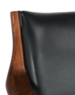 VND2729 Classic Concepts Inc Holland Chair