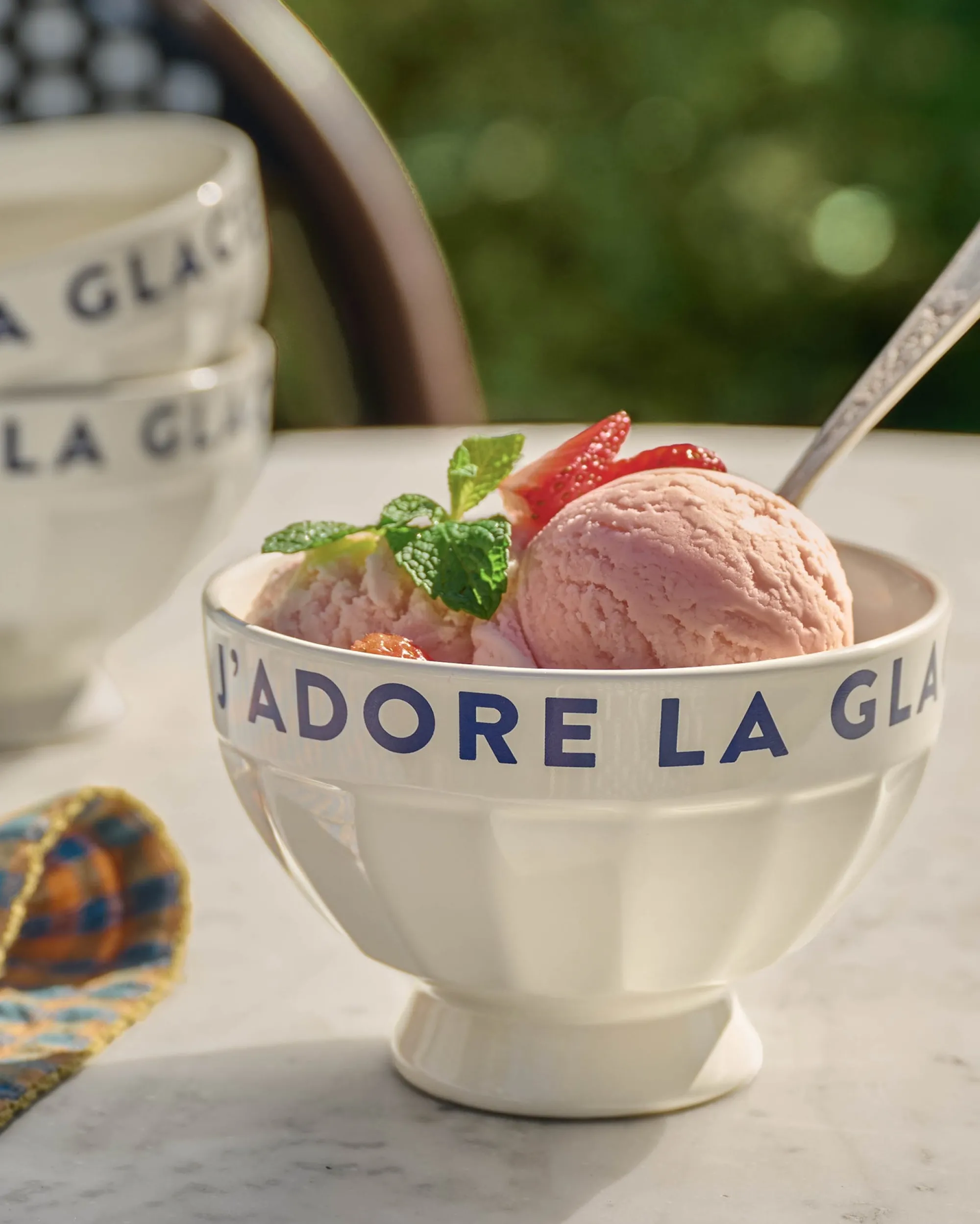 VND7817 FOXSTONE DEVELOPMENT CO.,LTD J’adore la Glace French Dessert Bowl