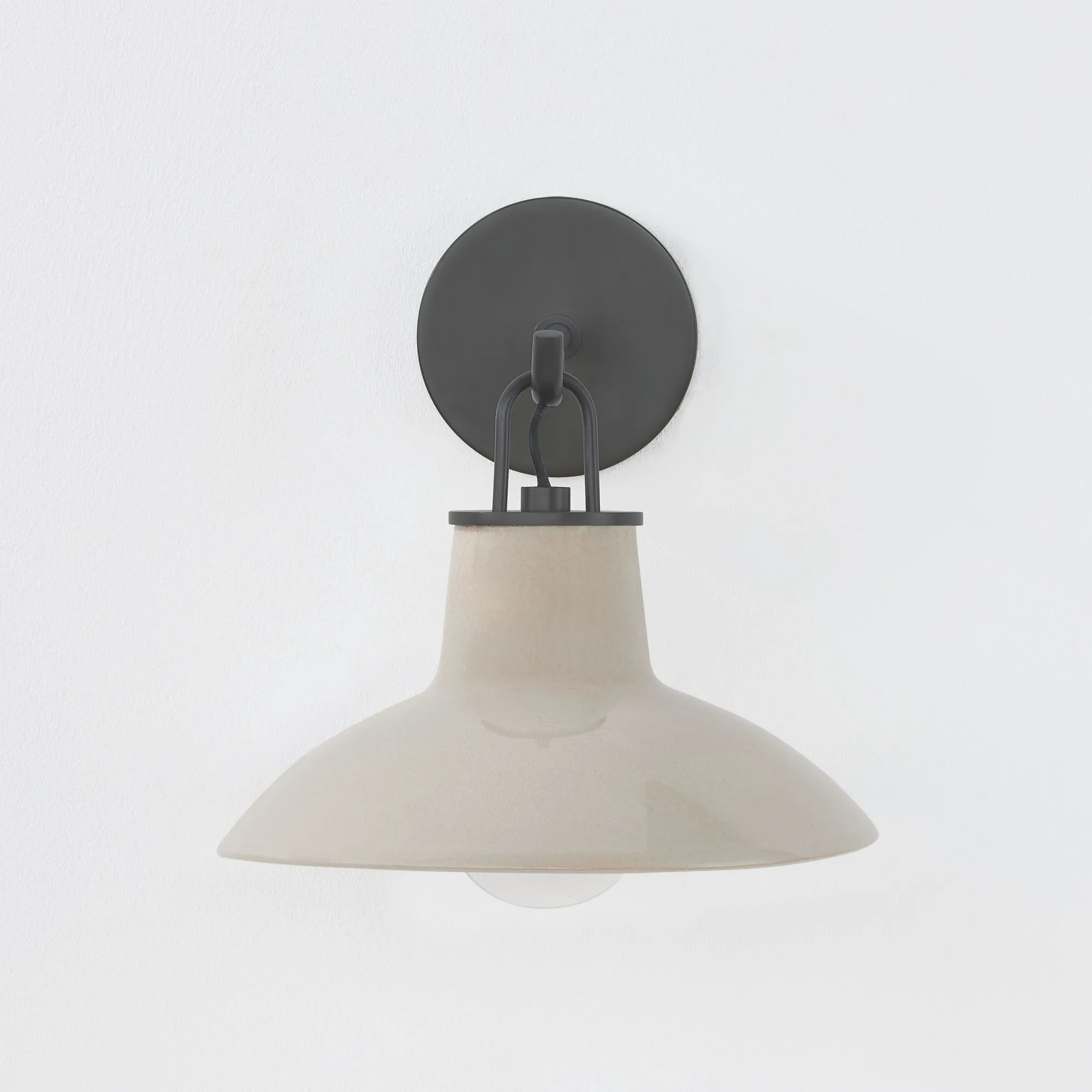VND8057 Hudson Valley Lighting Group Justine Sconce