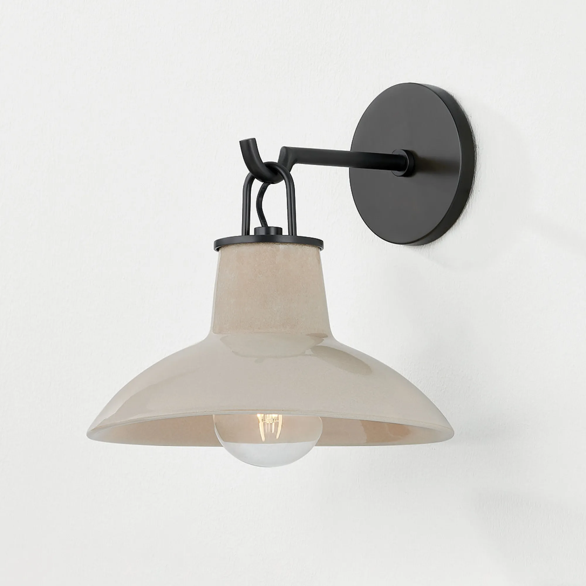 VND8057 Hudson Valley Lighting Group Justine Sconce