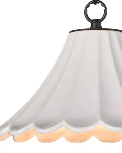 VND7751 Regina Andrew Design Inc Landry Pendant