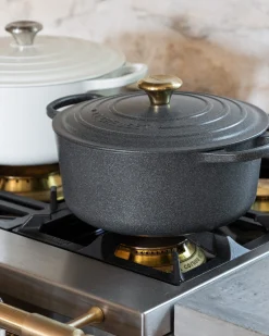 VND6282 Le Creuset of America, Inc Le Creuset Dutch Oven