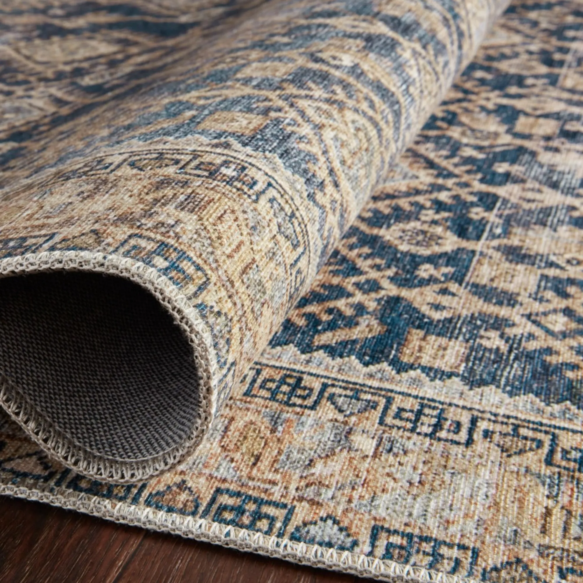 VND0086 Loloi Inc Lenna Indigo Natural Rug