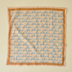 VND5834 From, Mila Les Peaches Bandana